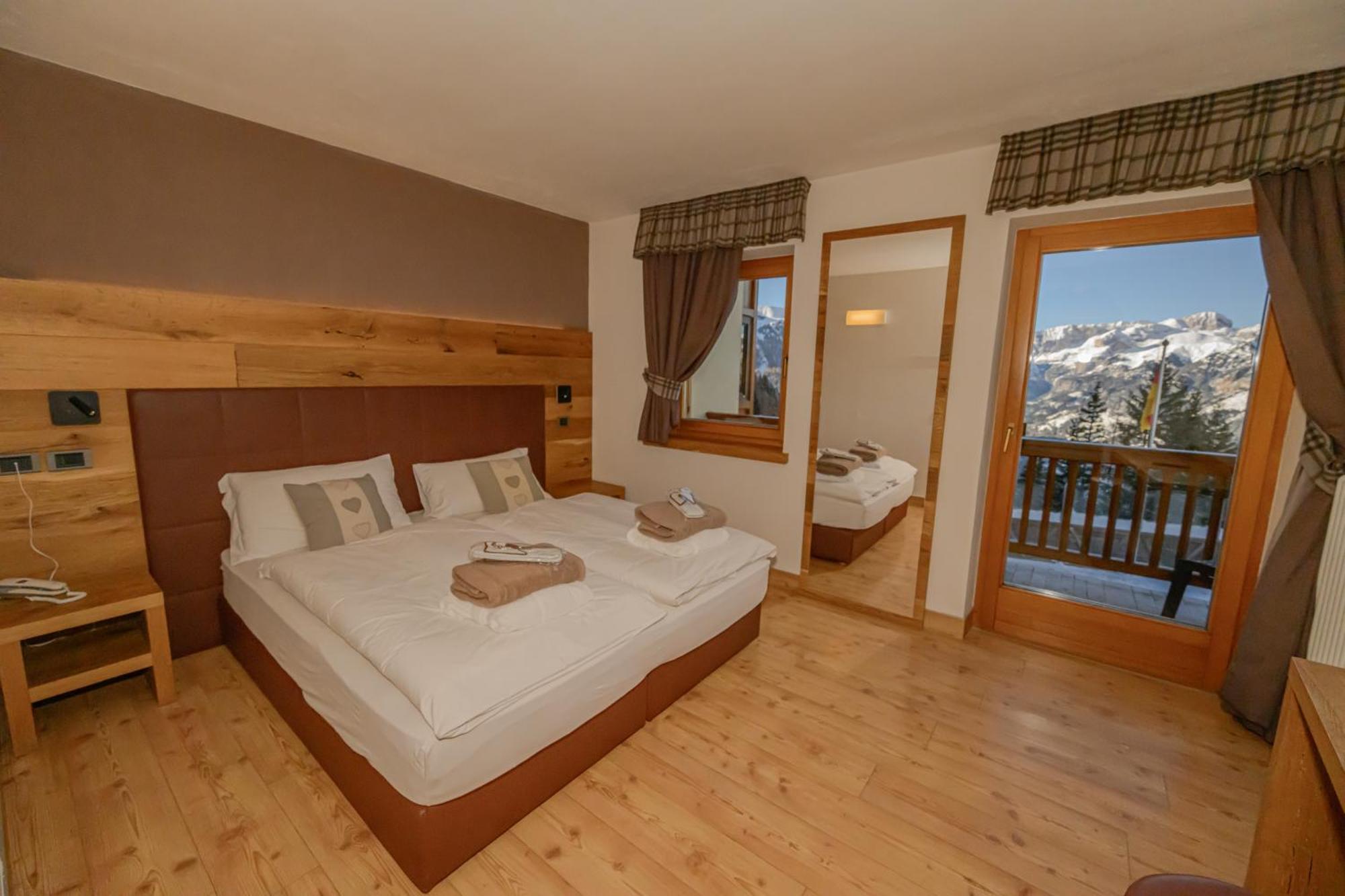 Hotel Tita Piaz Canazei Dış mekan fotoğraf